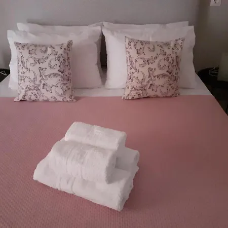 아파트 Nini's House 2 - 100m From Town Center 니드리